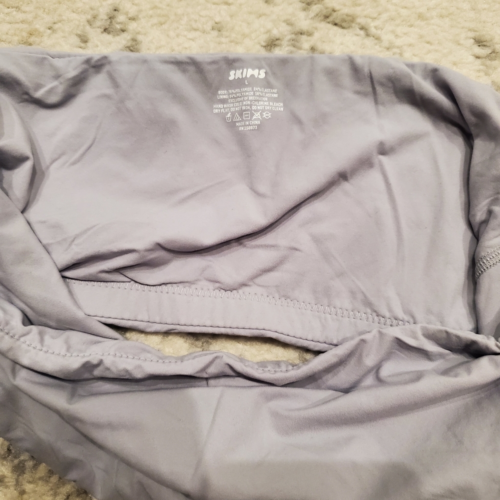 Skims Bandeau - Picture 5 of 7